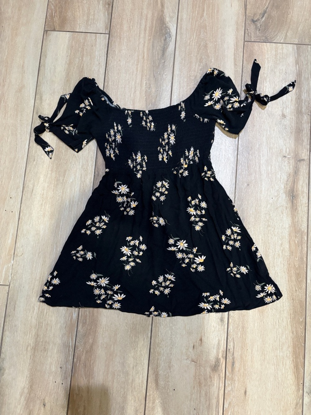 American Eagle Outfitters Black Floral Tie-Shoulder Dress